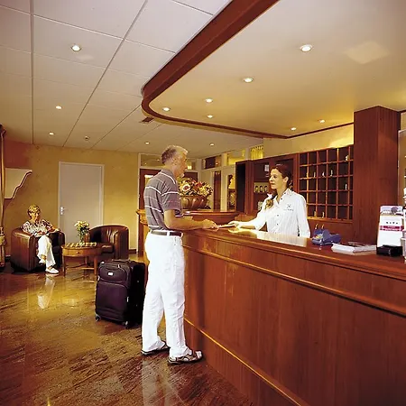 Inkelshoes Szálloda 3*